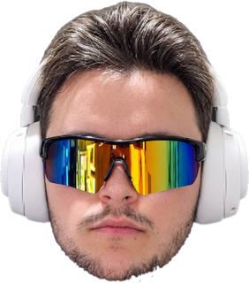 Zaza, in headphones and sunglasses